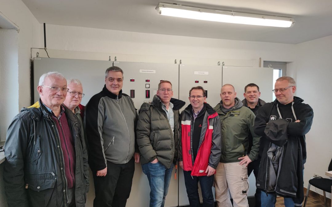 FW Main-Kinzig und Bürgerliste/FWG Linsengericht besichtigen Hochwasserrückhaltebecken in Büdingen-Düdelsheim